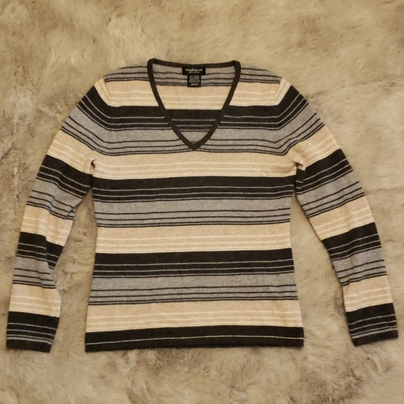 NWOT Lord & Taylor Cashmere Sweater - Picture 2 of 4
